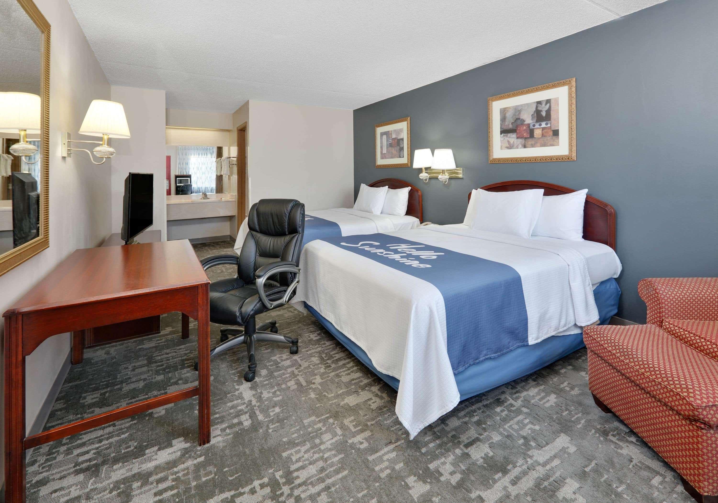 Days Inn & Suites By Wyndham Bentonville Extérieur photo