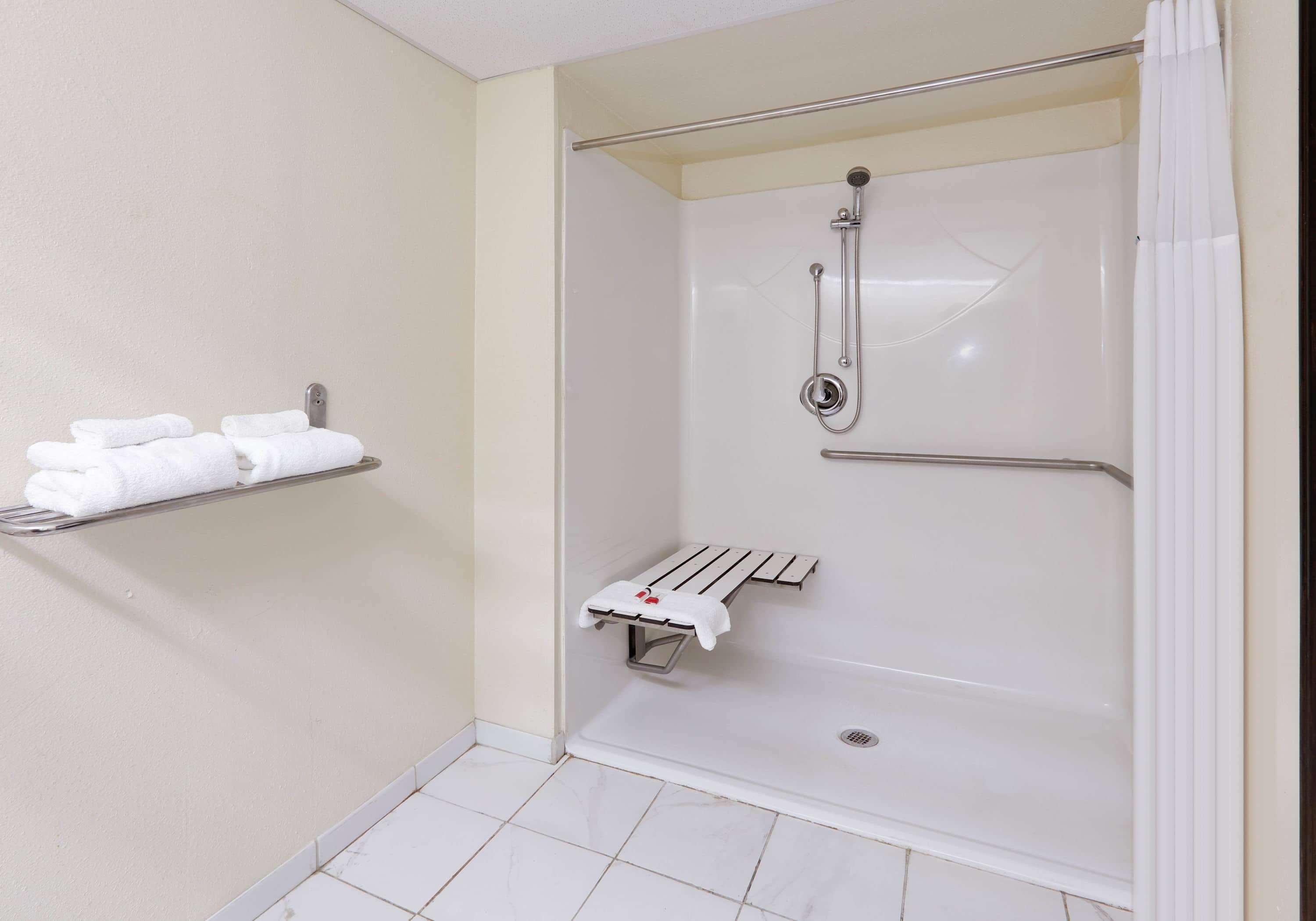 Days Inn & Suites By Wyndham Bentonville Extérieur photo